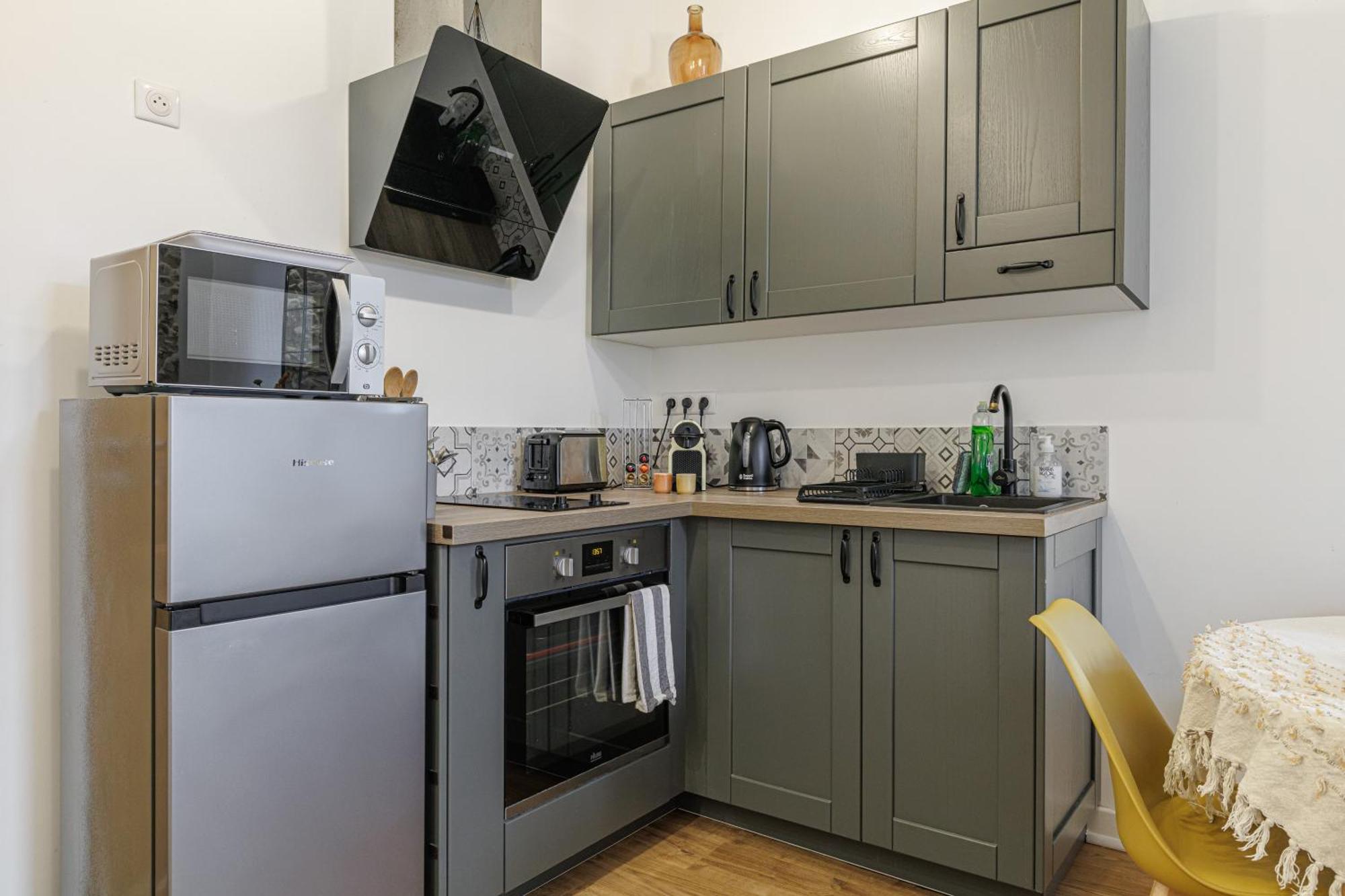 Ferienwohnung Old Town Antibes Superb New Flat, For 3, Ac, Wi-Fi Exterior foto